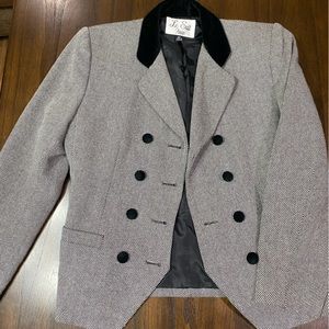 Vintage Style - Fitted Blazer